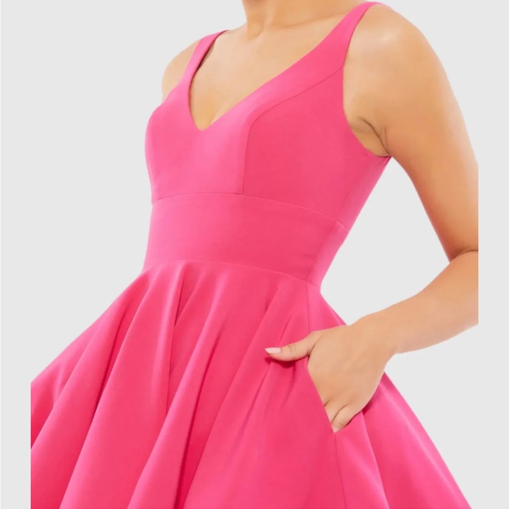 IEENA FOR MAC DUGGAL
Pink V Neck Fit & Flare Mini Dress -10 - Picture 2 of 14